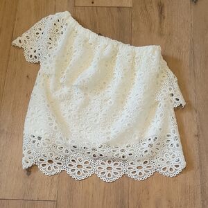 Jack by BB Dakota White Eyelet Lave One Shoulder Top Size Xsmall